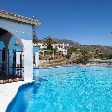 Capistrano Village, 1 Bedroom + Free Wi-Fi نيرخا المظهر الخارجي الصورة