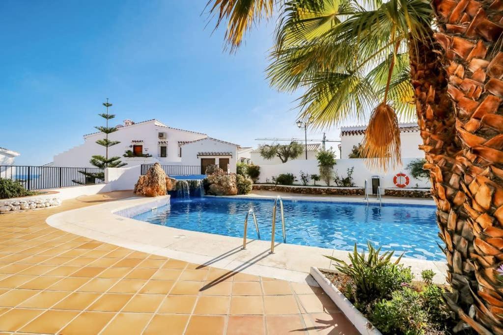 Capistrano Village, 1 Bedroom + Free Wi-Fi نيرخا المظهر الخارجي الصورة