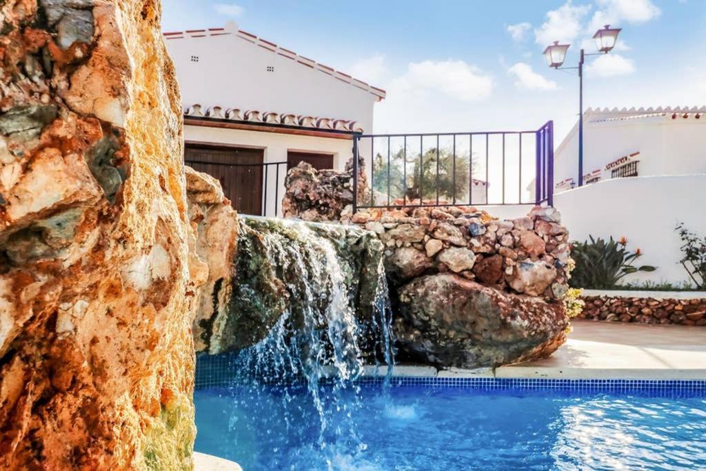 Capistrano Village, 1 Bedroom + Free Wi-Fi نيرخا المظهر الخارجي الصورة