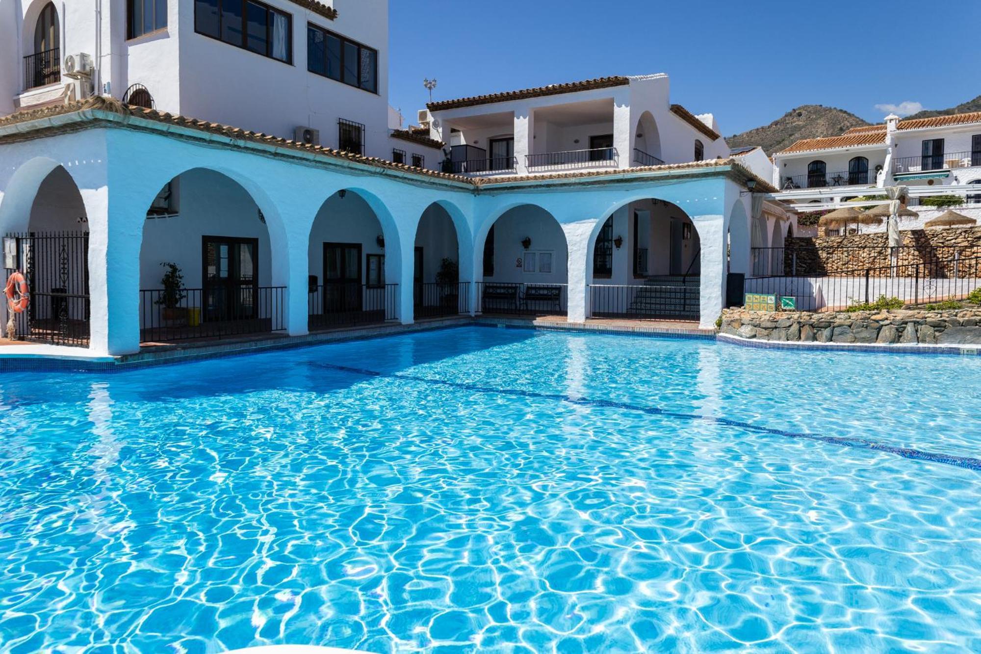 Capistrano Village, 1 Bedroom + Free Wi-Fi نيرخا المظهر الخارجي الصورة